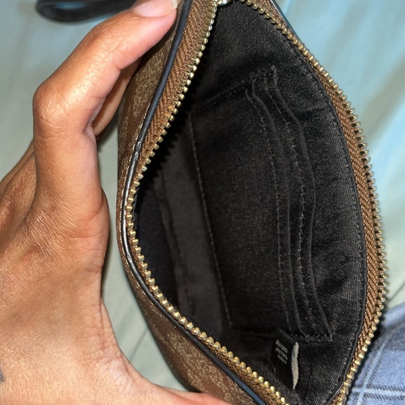 coach wristlet wallet - Picture 2 of 2